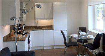 Max Serviced Apartments Commercial Road Λονδίνο Εξωτερικό φωτογραφία
