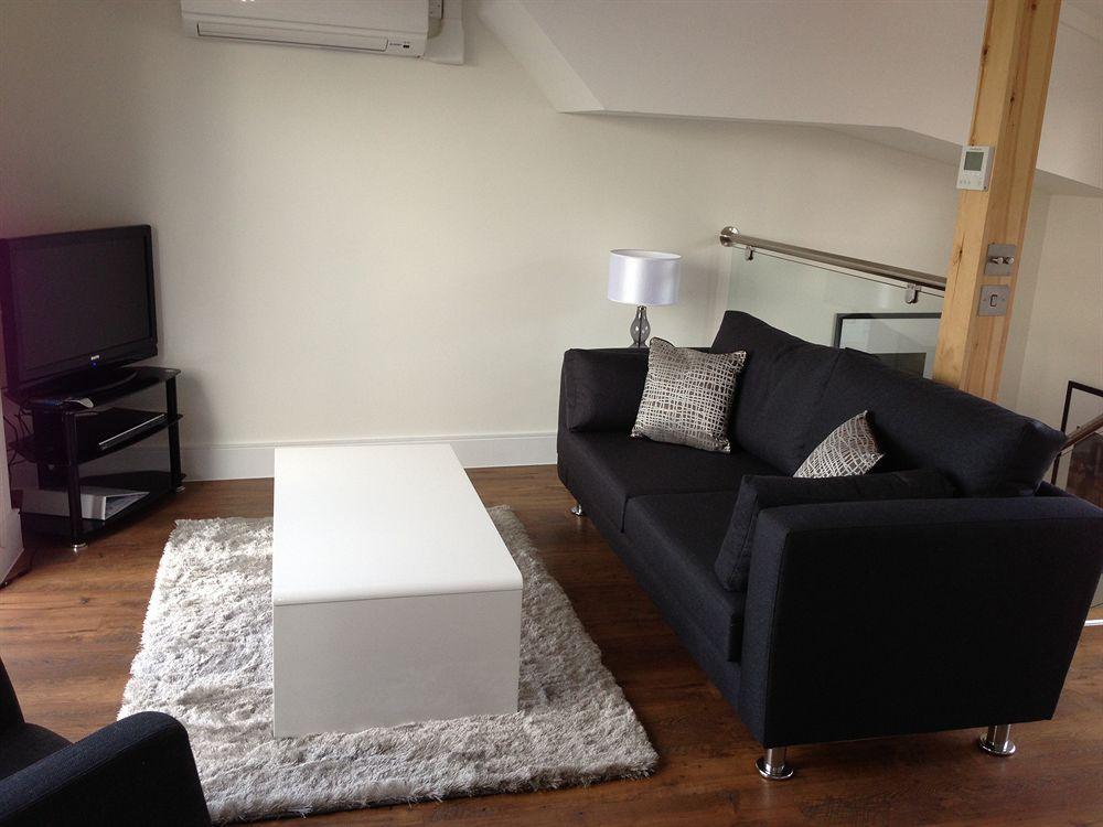 Max Serviced Apartments Commercial Road Λονδίνο Εξωτερικό φωτογραφία