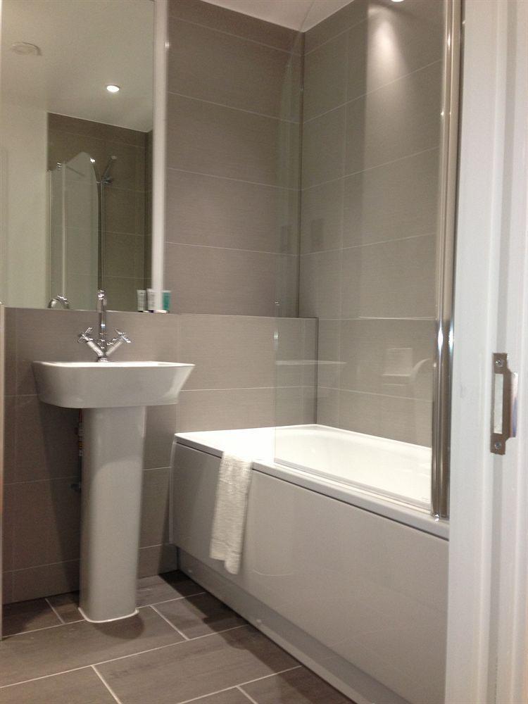 Max Serviced Apartments Commercial Road Λονδίνο Εξωτερικό φωτογραφία